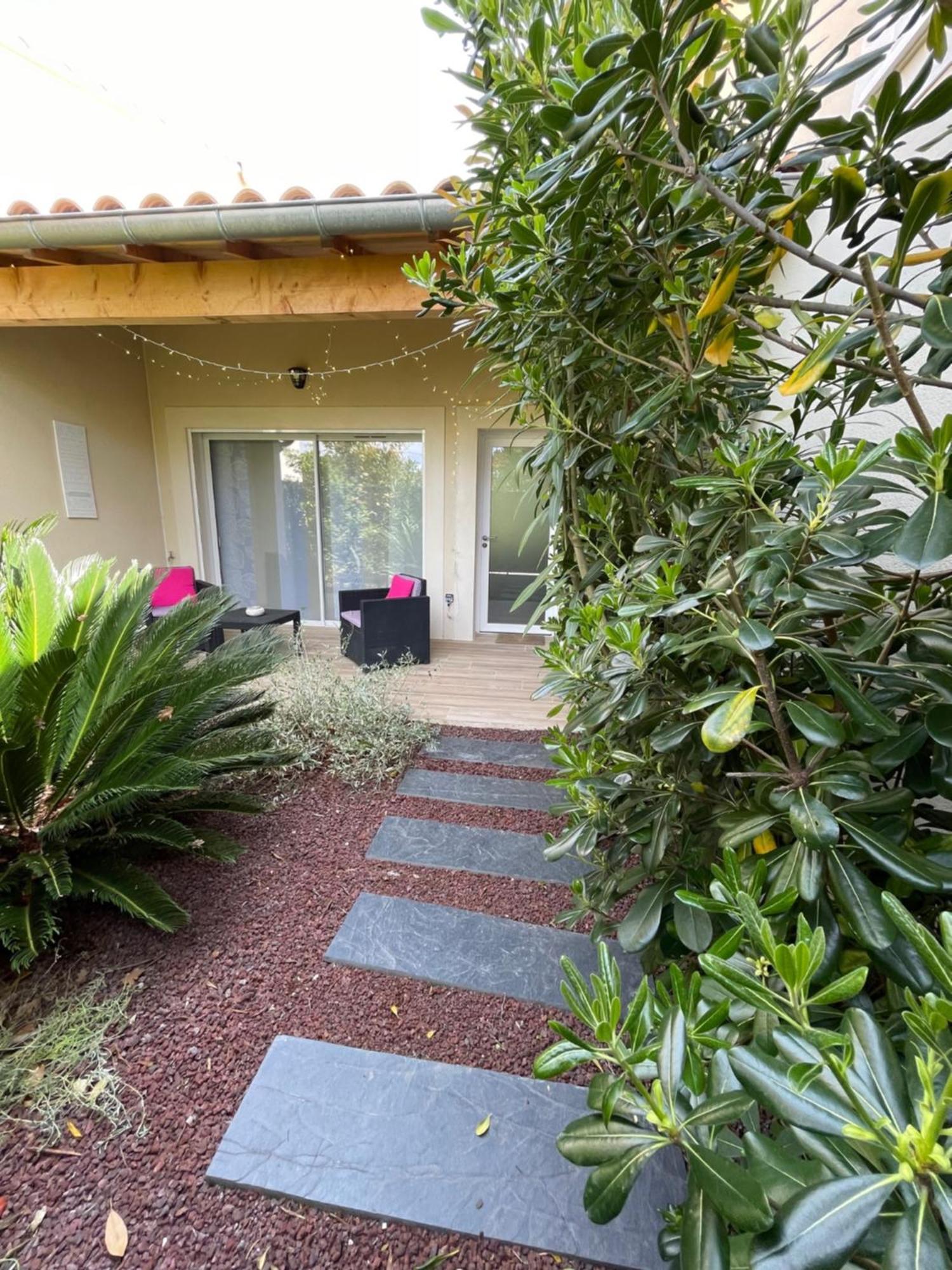 Les Jardins Du Castelas - Piscines, Jardins Et Spas Privatifs Uchaux Værelse billede