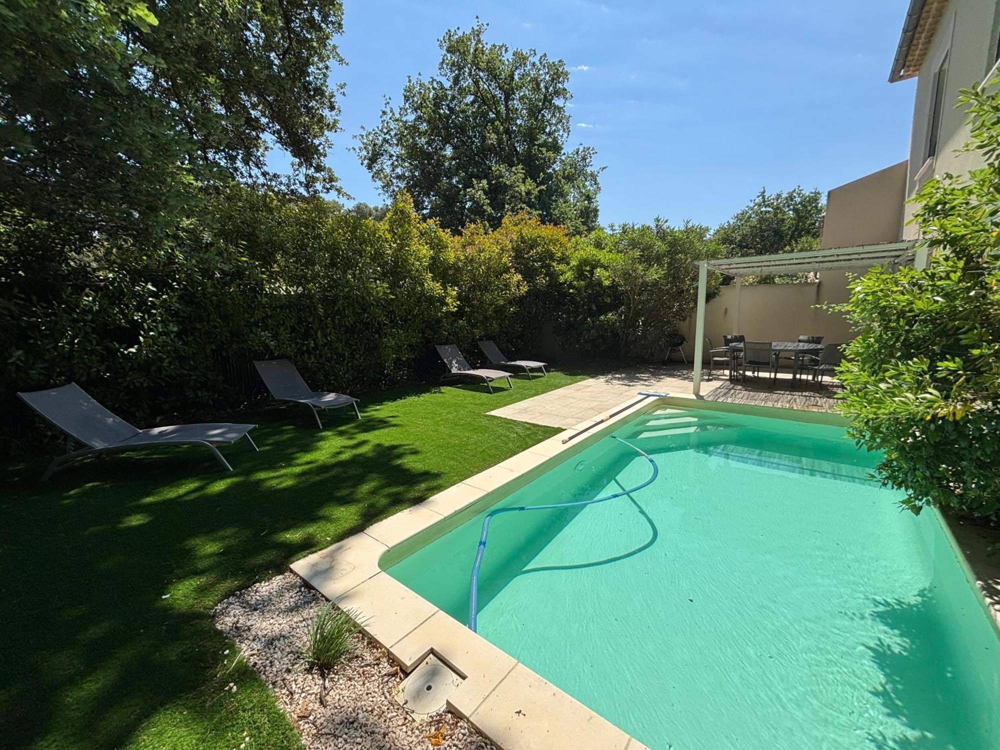Les Jardins Du Castelas - Piscines, Jardins Et Spas Privatifs Uchaux Eksteriør billede